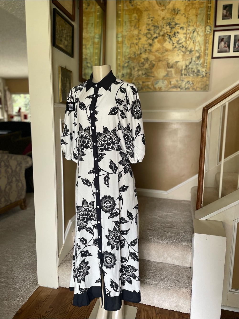 Australian Black & White Floral Button-Front Maxi Dress Sz 10 New U no belt